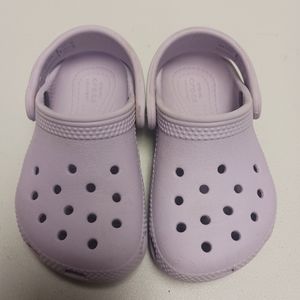 CROCS unisex toddlers lilac sling back clogs Size 6